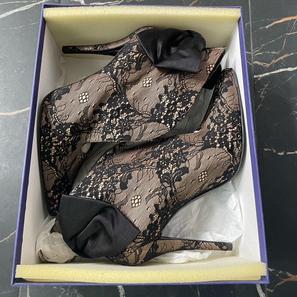 Stuart Weitzman Pluge Nude Luxe Lace Boot